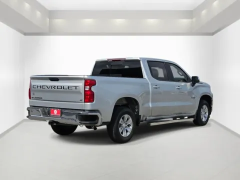 More photos of 2021 Chevrolet Silverado 1500 LT at Bonham Chrysler, TX