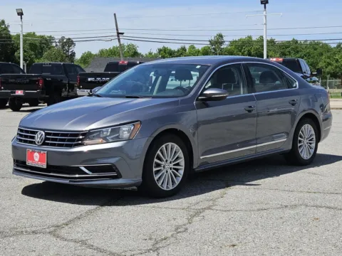 Another view of 2016 Volkswagen Passat 1.8T SE for sale in Bonham, TX at Bonham Chrysler