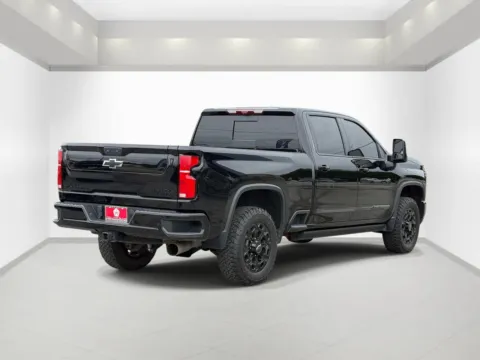 More photos of 2024 Chevrolet Silverado 3500HD High Country at Bonham Chrysler, TX