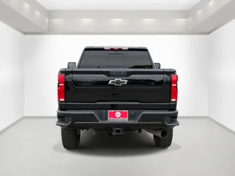 More photos of 2024 Chevrolet Silverado 3500HD High Country at Bonham Chrysler, TX