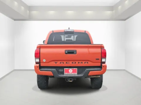 More photos of 2018 Toyota Tacoma TRD Sport at Bonham Chrysler, TX