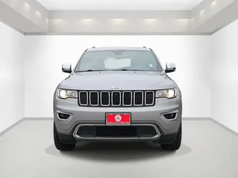 Photos of 2021 Jeep Grand Cherokee Limited for sale in Bonham, TX at Bonham Chrysler