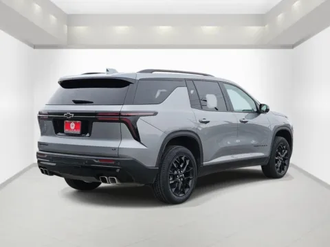 More photos of 2024 Chevrolet Traverse FWD LT at Bonham Chrysler, TX