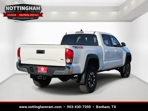More photos of 2017 Toyota Tacoma TRD Off-Road at Bonham Chrysler, TX