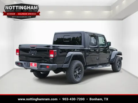 More photos of 2022 Jeep Gladiator Sport S at Bonham Chrysler, TX