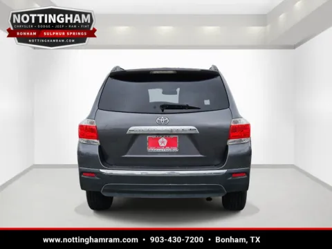 More photos of 2013 Toyota Highlander Plus at Bonham Chrysler, TX