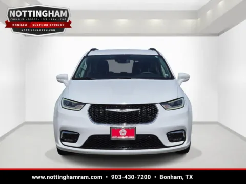 Photos of 2022 Chrysler Pacifica Touring L for sale in Bonham, TX at Bonham Chrysler