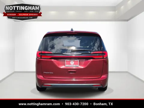 More photos of 2023 Chrysler Pacifica Touring L at Bonham Chrysler, TX