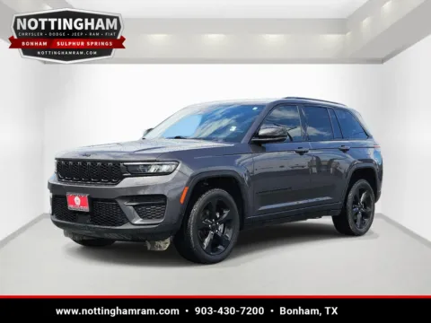 Another view of 2023 JEEP GRAND CHEROKEE Altitude for sale in Bonham, TX at Bonham Chrysler