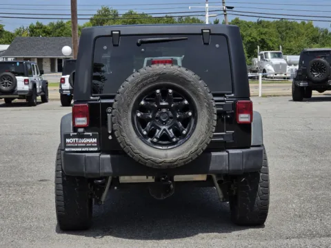 More photos of 2017 Jeep Wrangler Unlimited Rubicon at Bonham Chrysler, TX