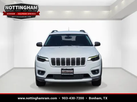 Photos of 2019 Jeep Cherokee Trailhawk for sale in Bonham, TX at Bonham Chrysler
