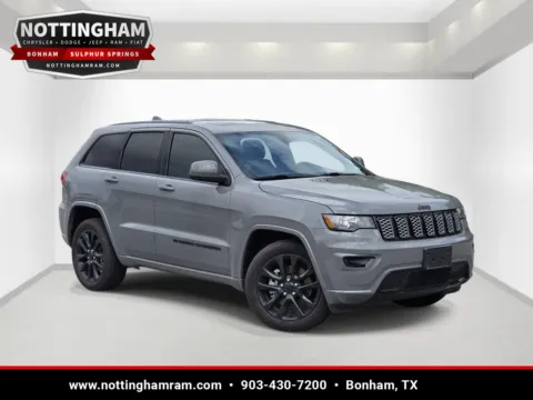 Gray 2022 Jeep Grand Cherokee WK Laredo X for sale in Bonham, TX