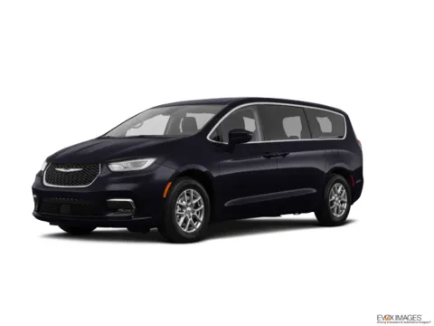 Black 2023 Chrysler Pacifica Touring L for sale in Bonham, TX