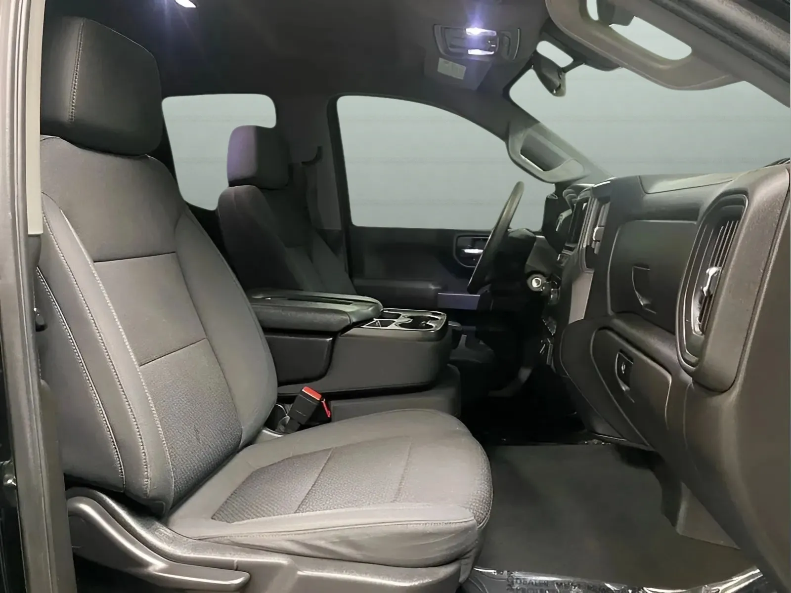 2021 Chevrolet Silverado 1500 Custom - Photo 14