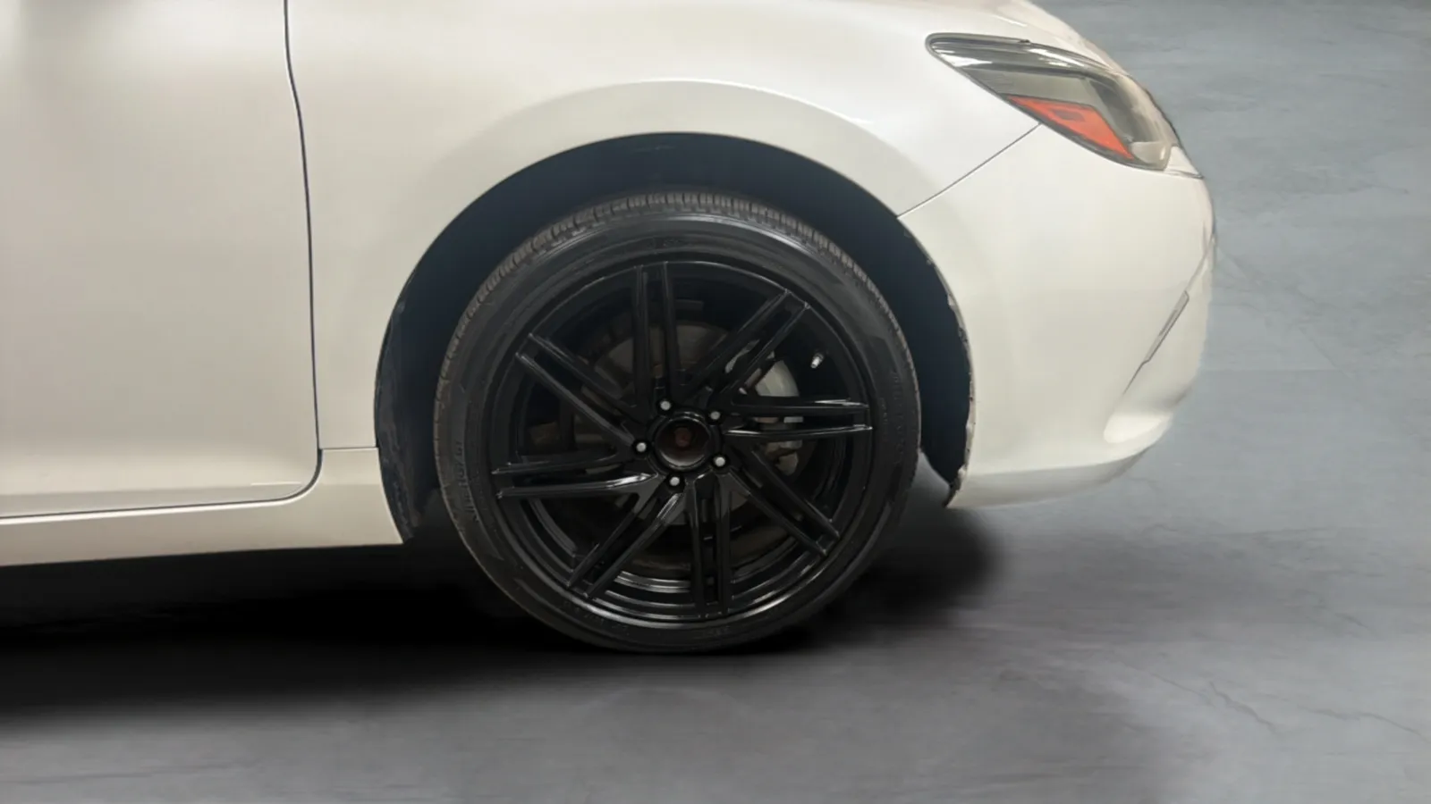2017 Toyota Camry XSE - Photo 26