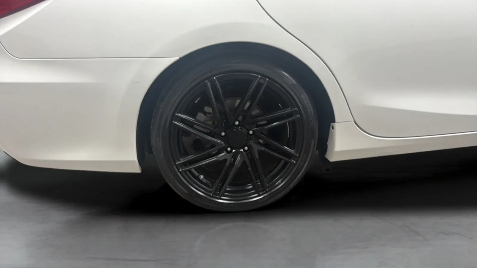 2017 Toyota Camry XSE - Photo 27