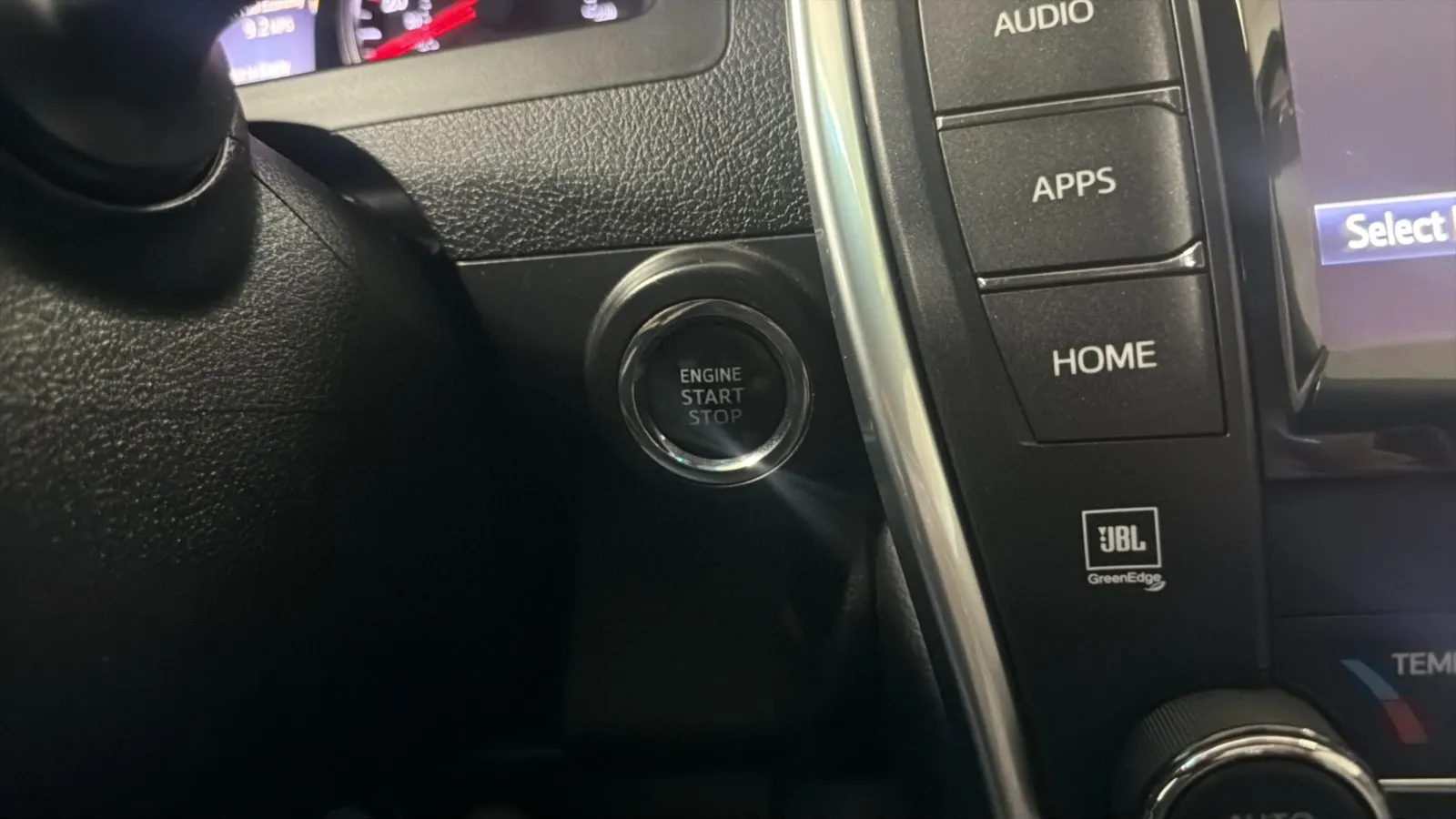 2017 Toyota Camry XSE - Photo 15