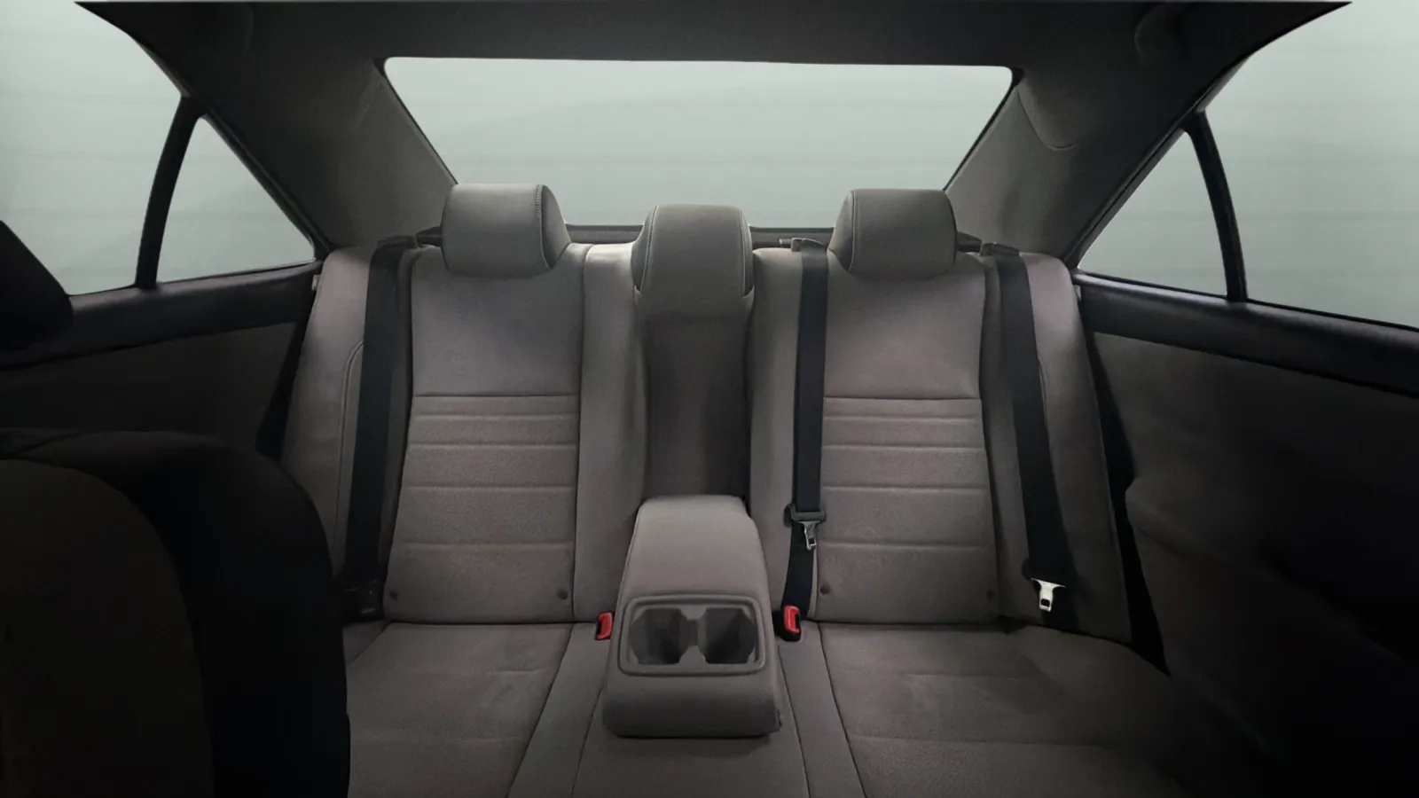 2017 Toyota Camry XSE - Photo 19
