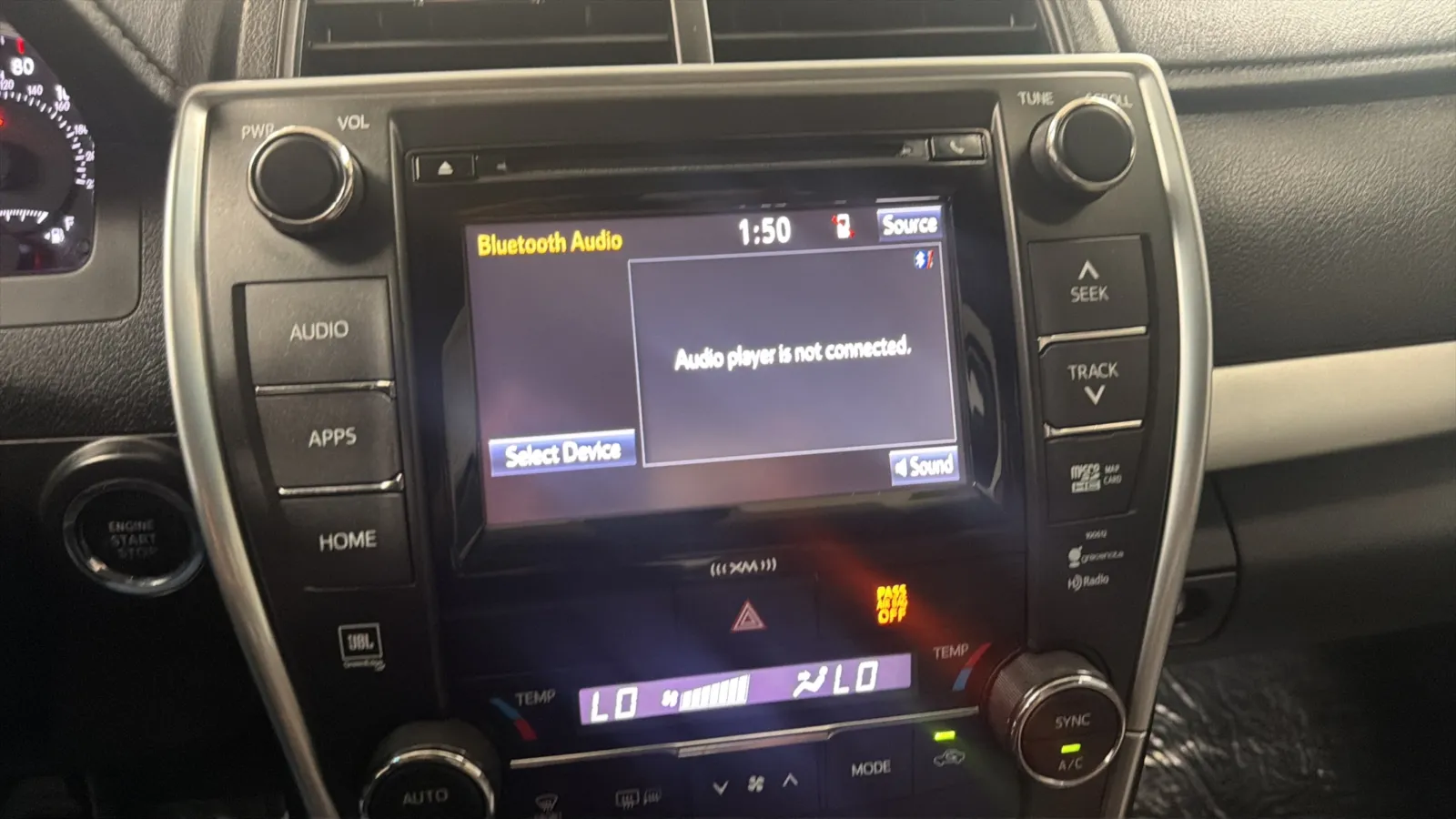 2017 Toyota Camry XSE - Photo 13