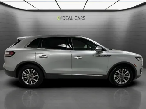 More photos of 2020 Lincoln Nautilus Reserve at Ideal Cars - Main Street, AZ