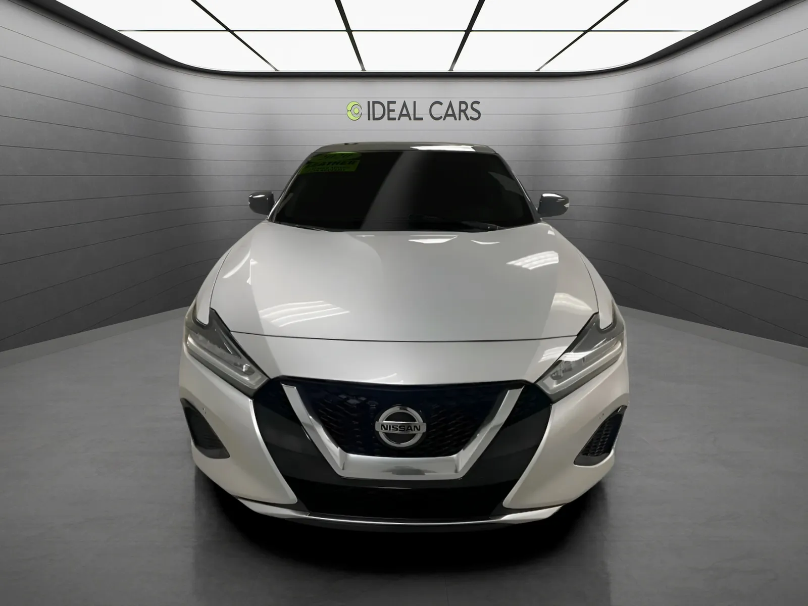 Nissan Maxima photo 2