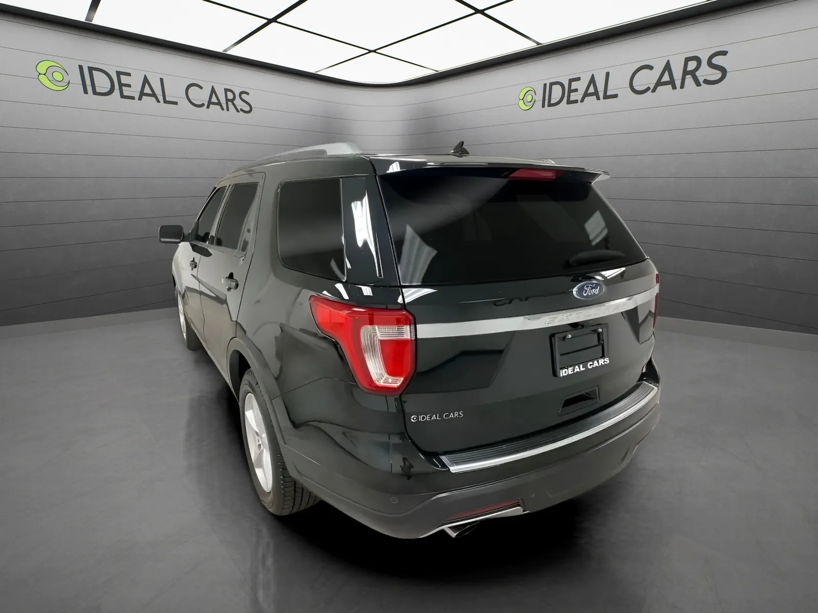 Ford Explorer photo 7