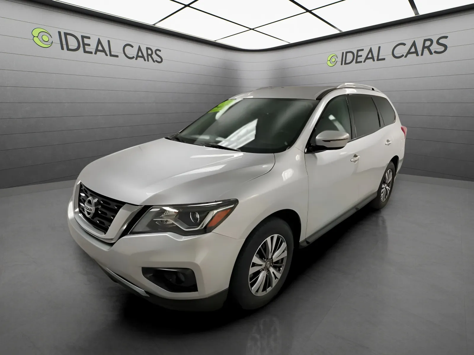 Silver 2020 Nissan Pathfinder SV for sale in Mesa, AZ