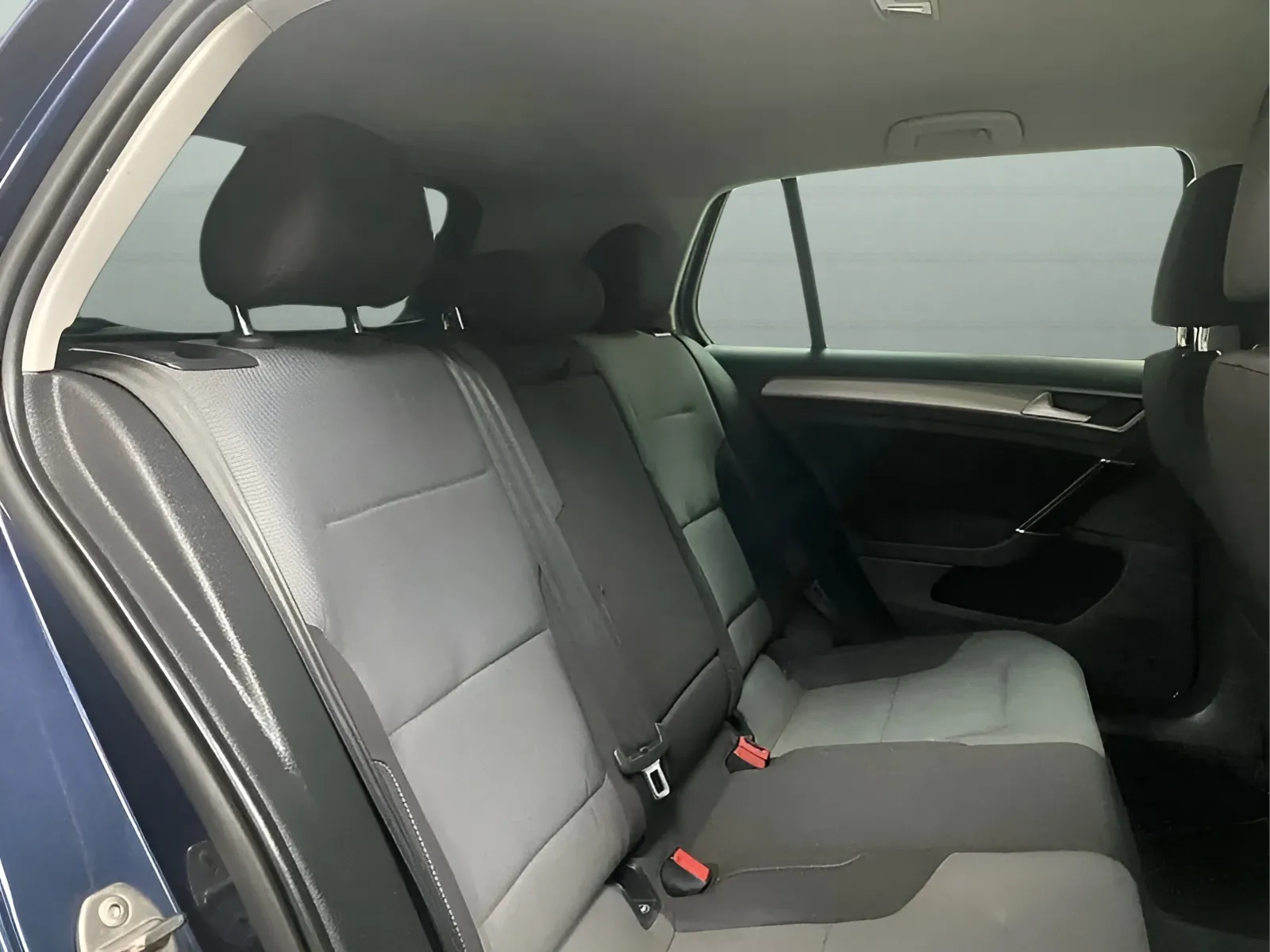 2016 Volkswagen e-Golf e-Golf SE - Photo 13