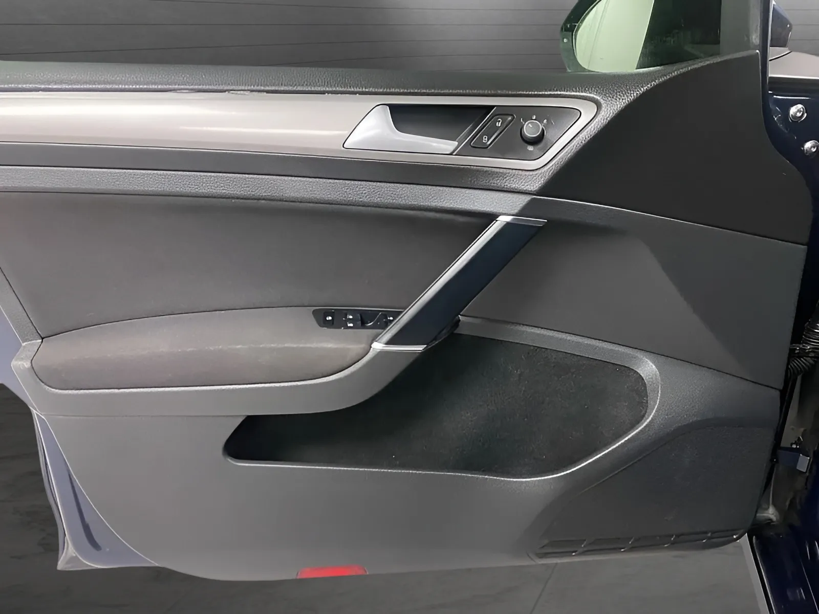 2016 Volkswagen e-Golf e-Golf SE - Photo 10