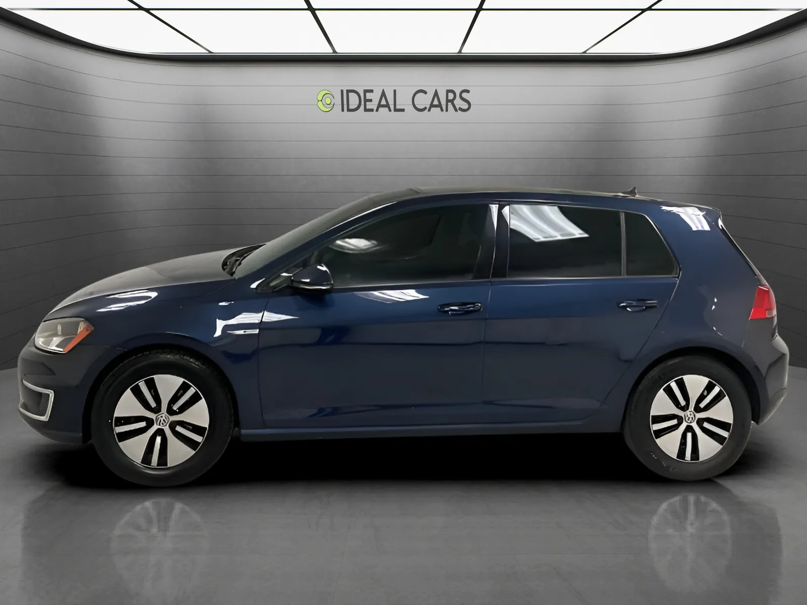 2016 Volkswagen e-Golf e-Golf SE - Photo 8