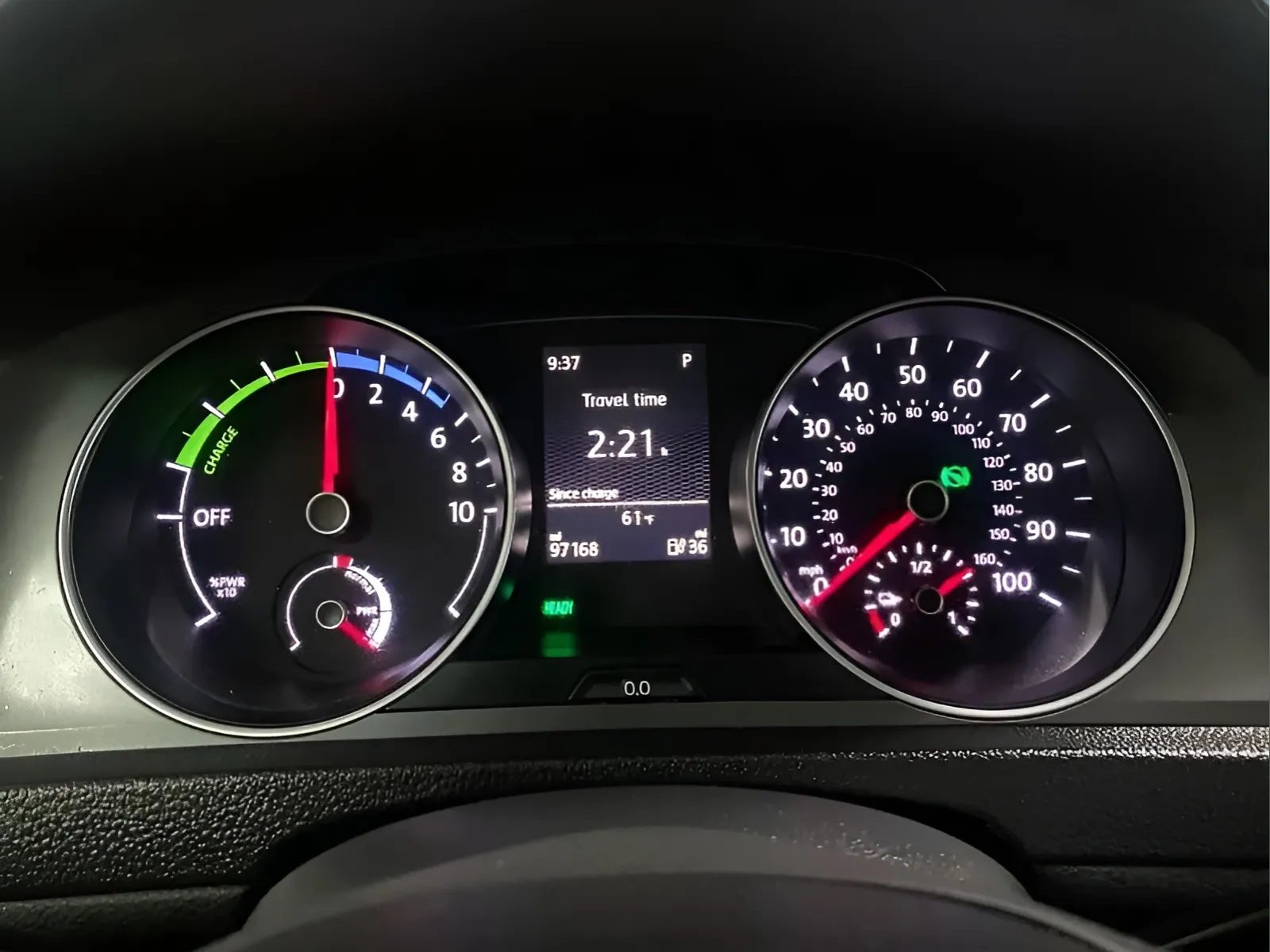 2016 Volkswagen e-Golf e-Golf SE - Photo 18