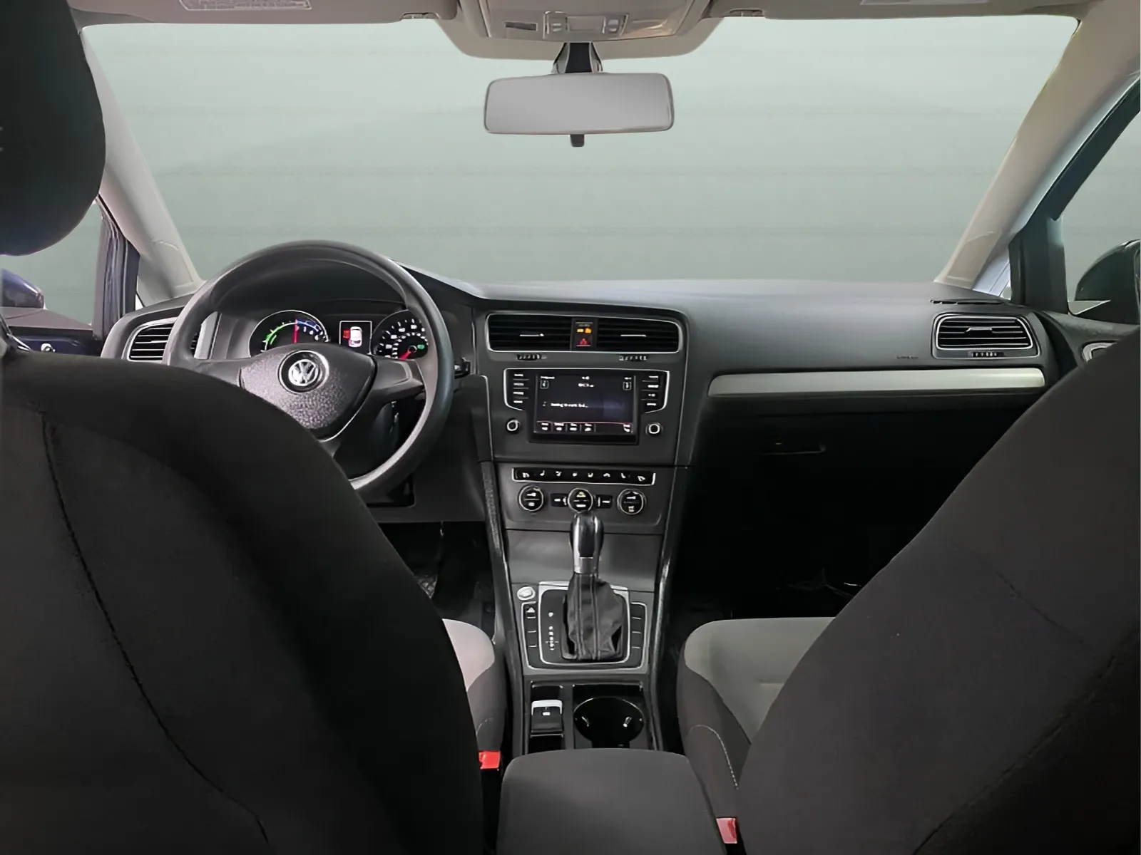 2016 Volkswagen e-Golf e-Golf SE - Photo 22