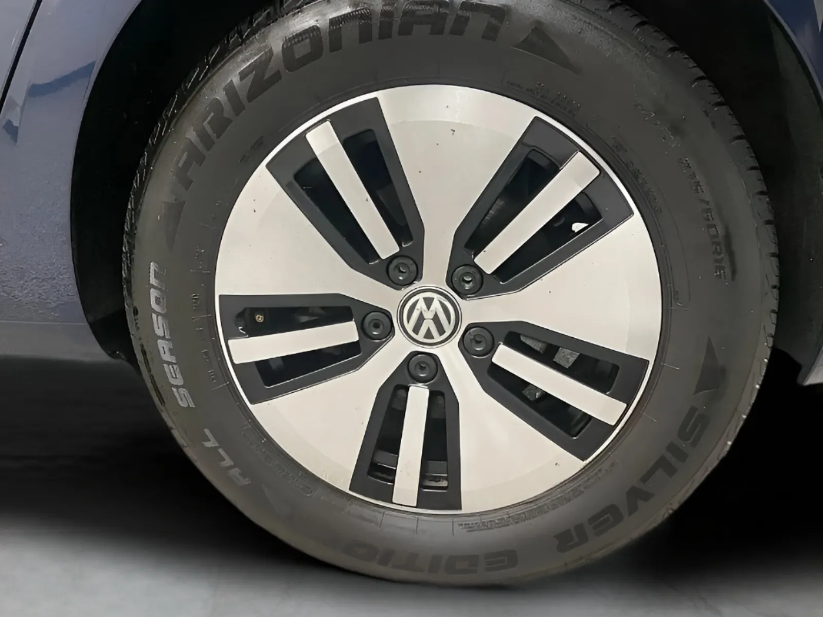 2016 Volkswagen e-Golf e-Golf SE - Photo 26