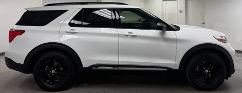 More photos of 2020 Ford Explorer XLT at Ideal Cars - Main Street, AZ