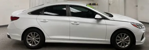 More photos of 2019 Hyundai Sonata SE at Ideal Cars - Main Street, AZ