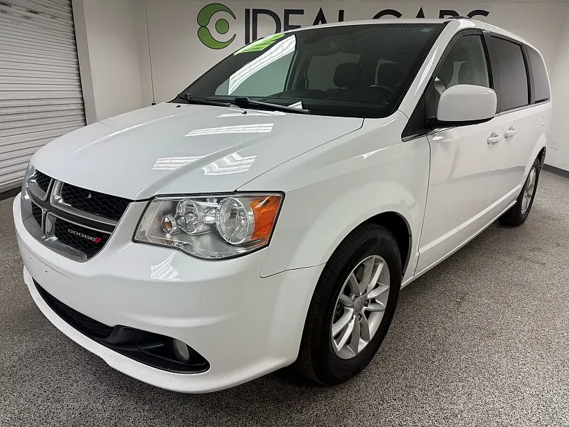 White 2019 Dodge Grand Caravan SXT for sale in Mesa, AZ