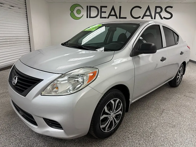 Silver 2014 Nissan Versa S Plus for sale in Mesa, AZ