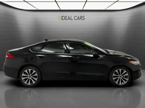 More photos of 2020 Ford Fusion 4d Sedan AWD SE at Ideal Cars - Main Street, AZ