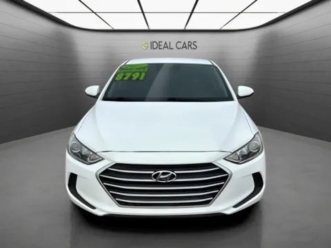 Photos of 2017 Hyundai Elantra 4d Sedan SE Auto for sale in Mesa, AZ at Ideal Cars - Main Street