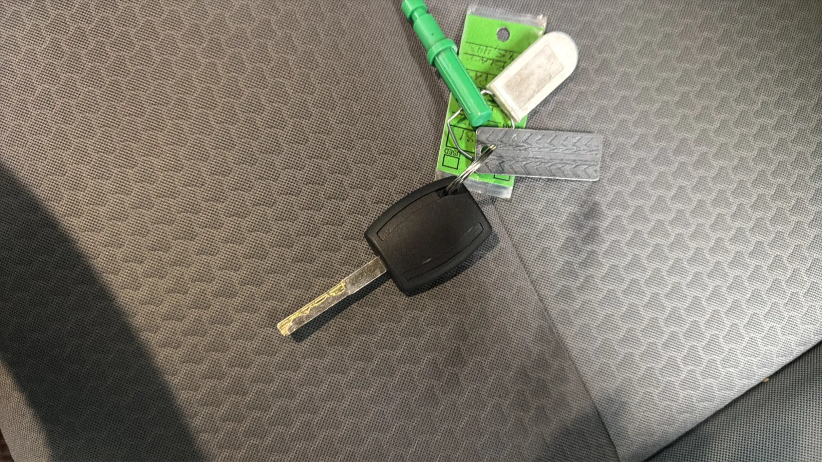 Ford Escape photo 28