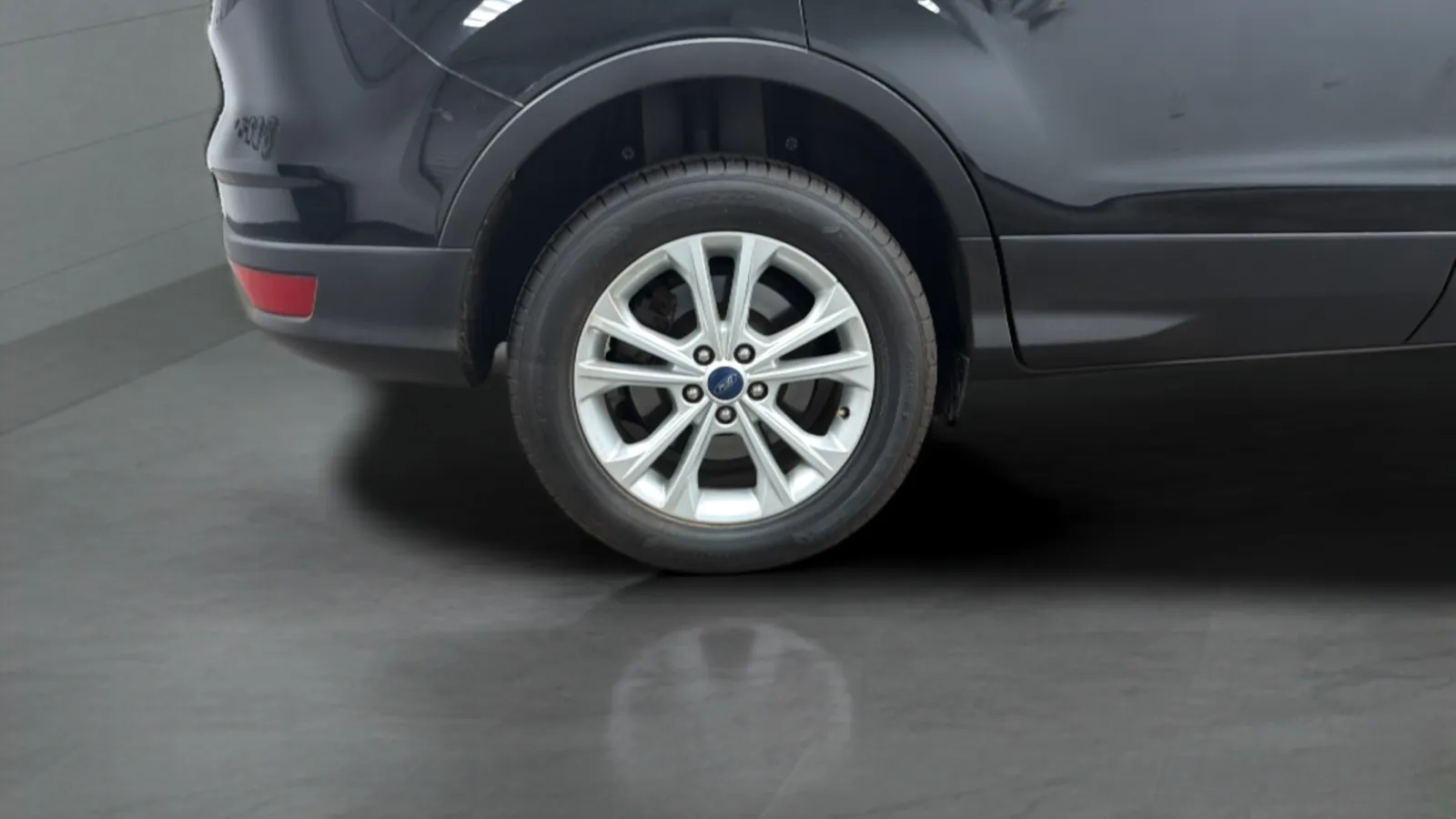 Ford Escape photo 24