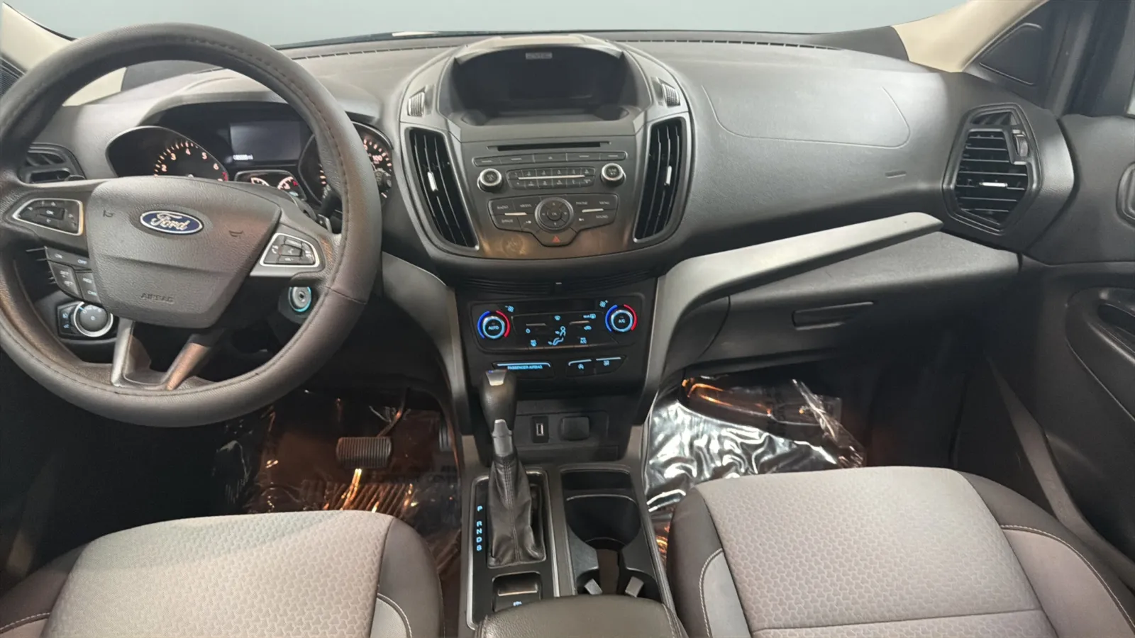 Ford Escape photo 14