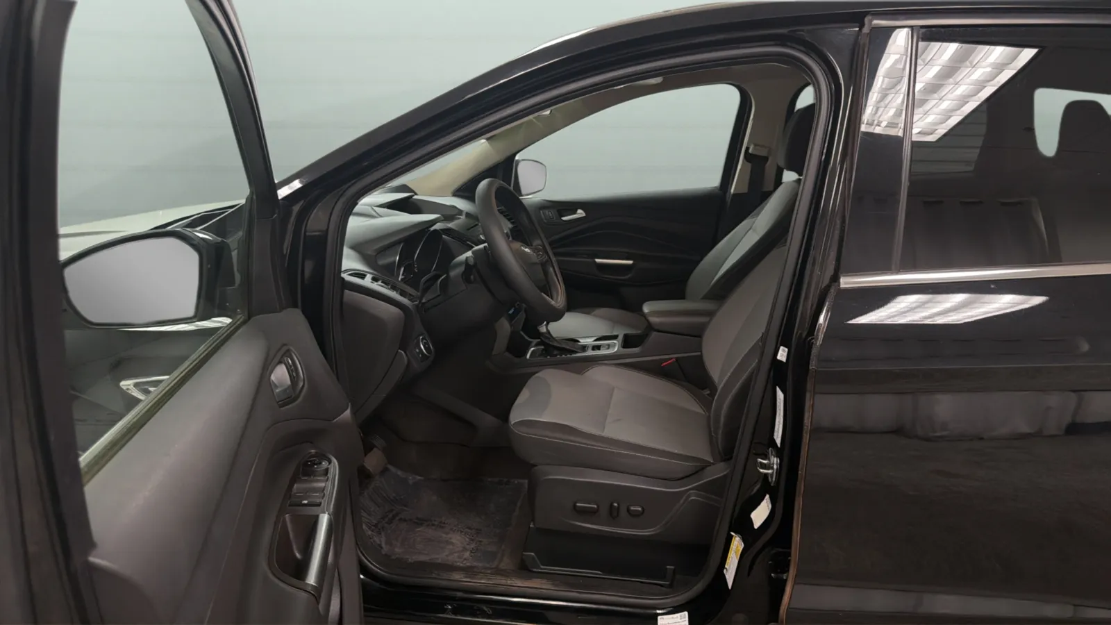 Ford Escape photo 19