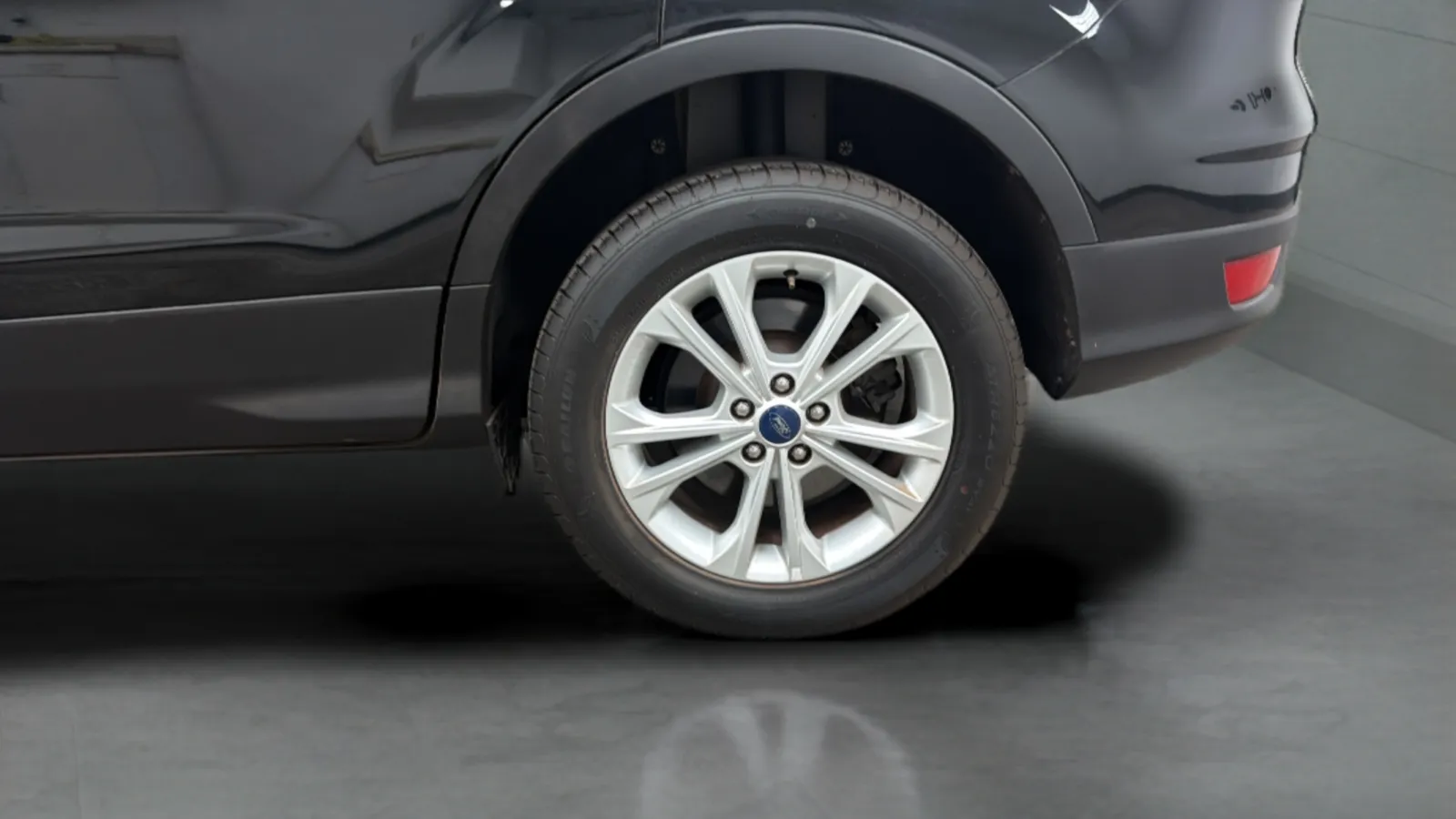 Ford Escape photo 25