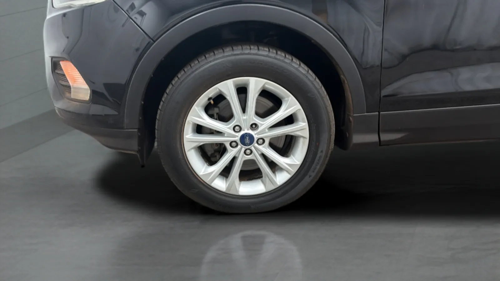 Ford Escape photo 26