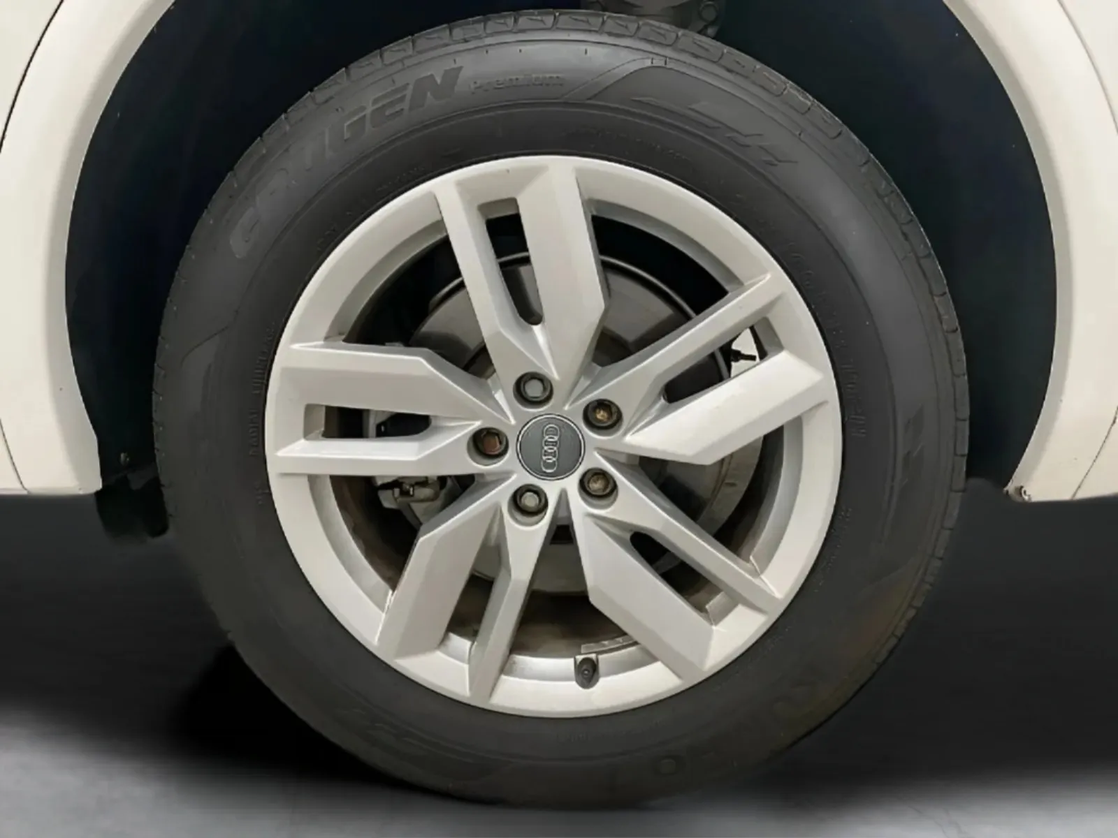 Audi Q5 photo 26