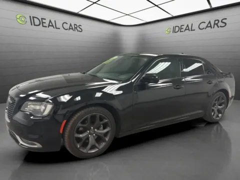 Black 2022 Chrysler 300 Touring RWD for sale in Mesa, AZ
