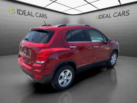 More photos of 2020 Chevrolet Trax LT at Ideal Cars - Main Street, AZ