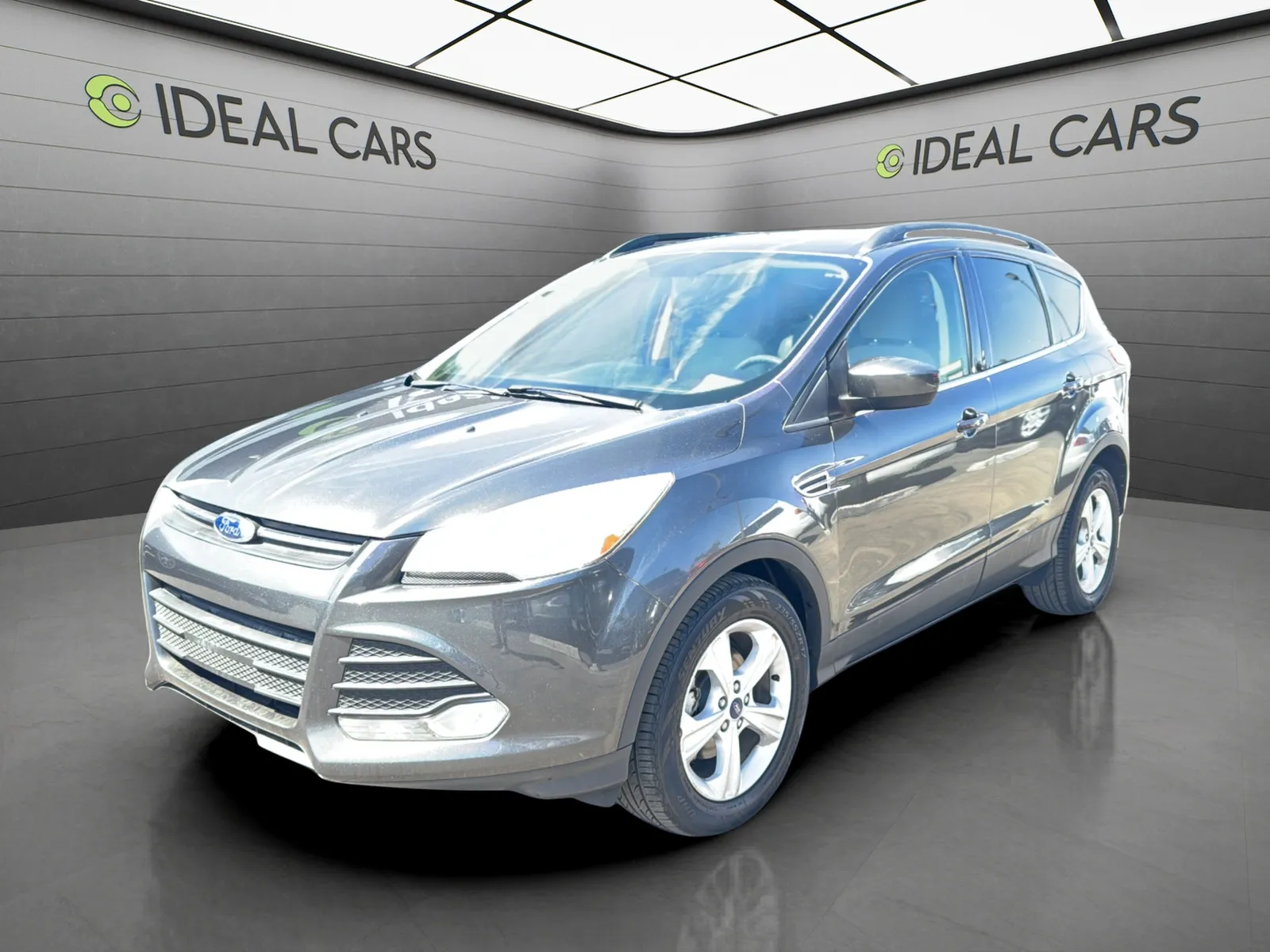 2015 Ford Escape SE's photo
