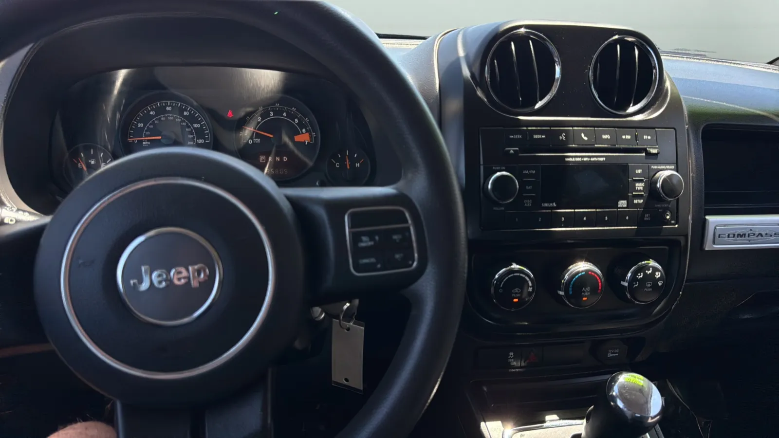 Jeep Compass photo 23